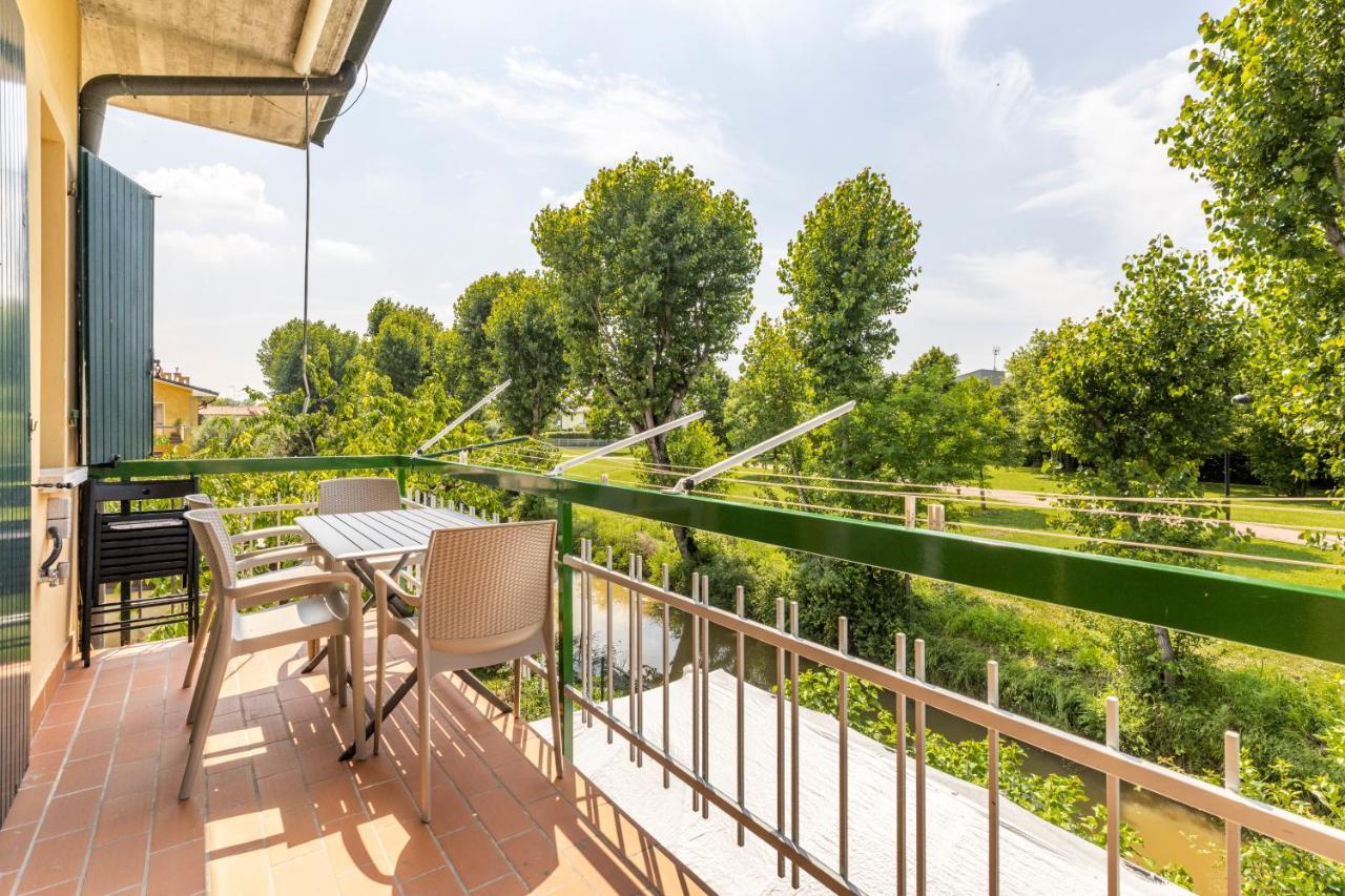 Trendy Aparment With Garage Right By The Lake Σιρμιόνε Εξωτερικό φωτογραφία